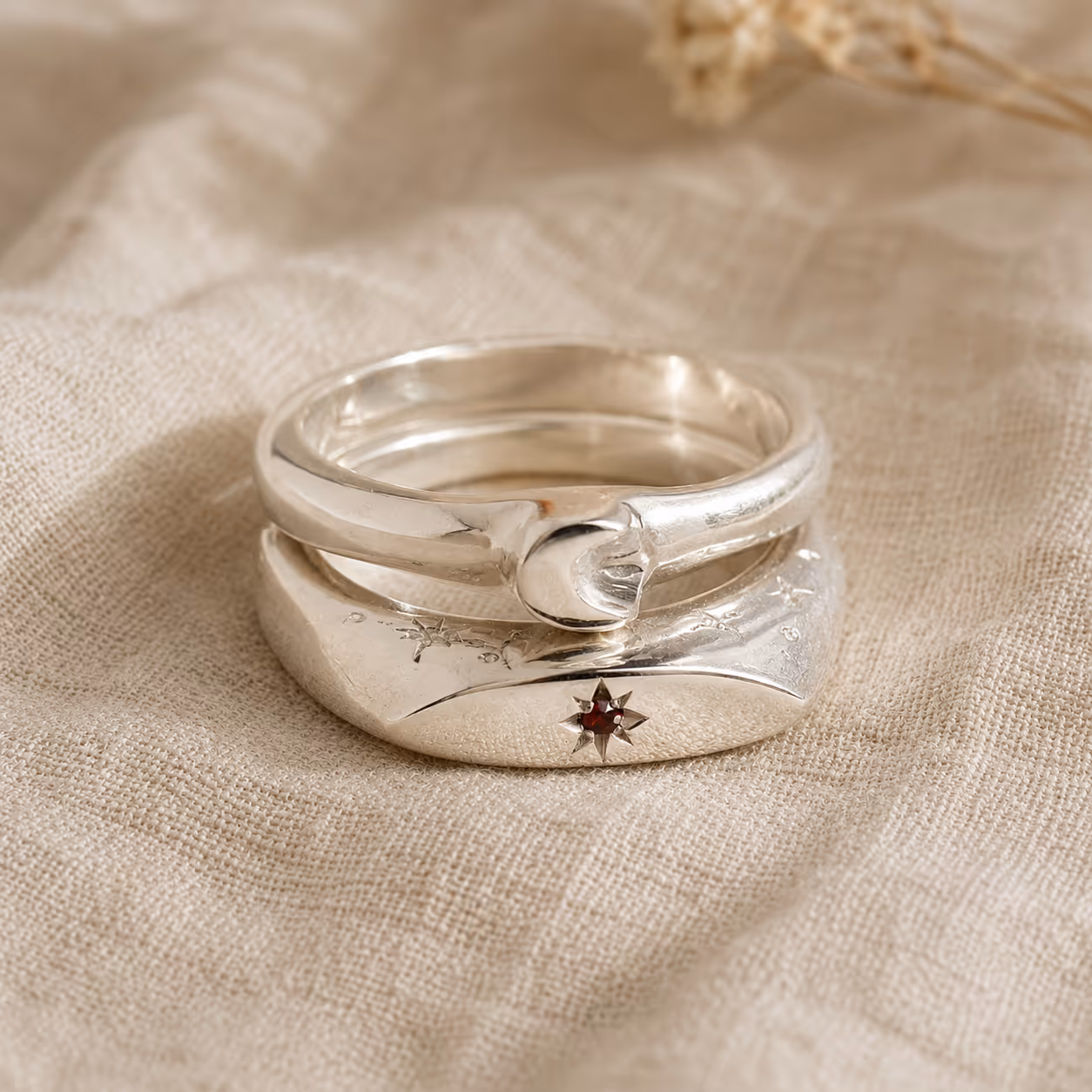 Ring detail shot